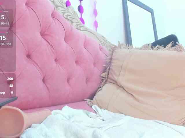 Mia-Collivens webcam