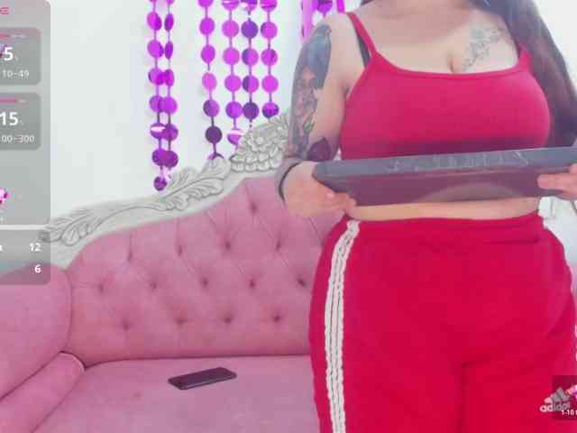 Mia-Collivens webcam
