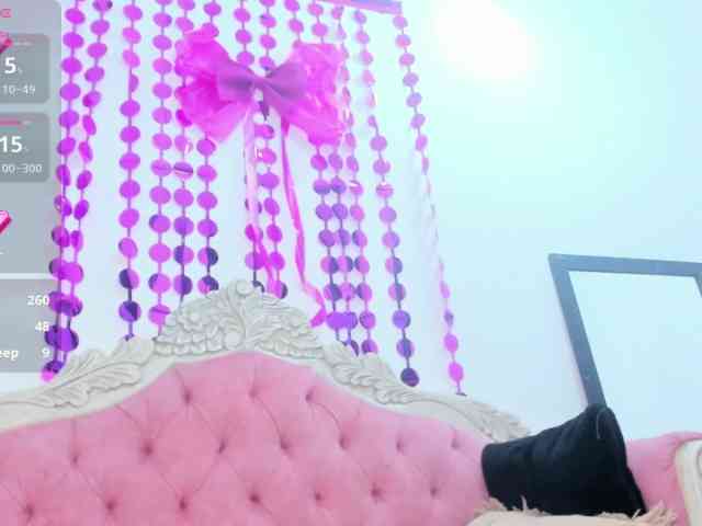 Mia-Collivens webcam