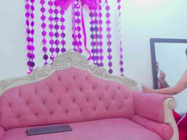 Mia-Collivens webcam