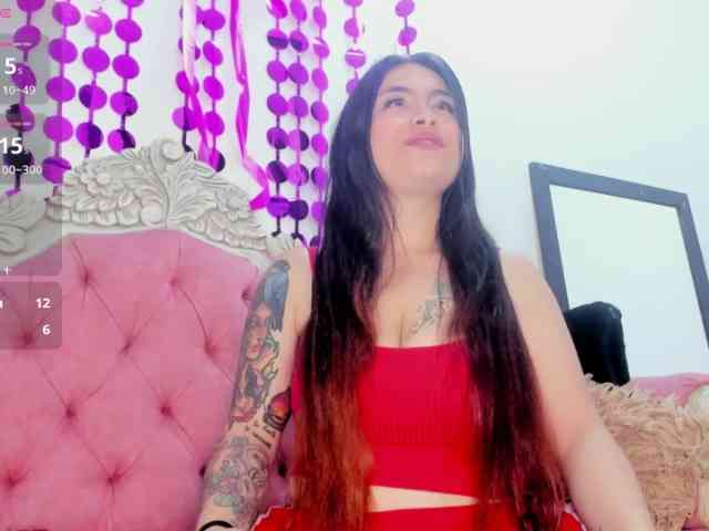 Mia-Collivens webcam