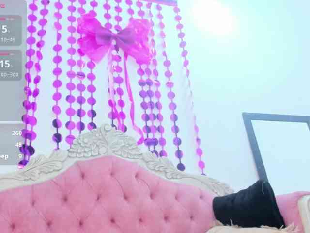 Mia-Collivens webcam