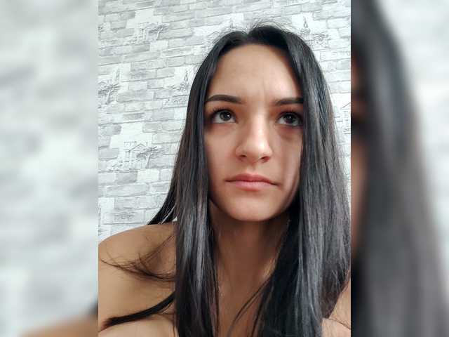 Entrez le videochat erotique avec le
modèle Lina-Luna Lina-Luna