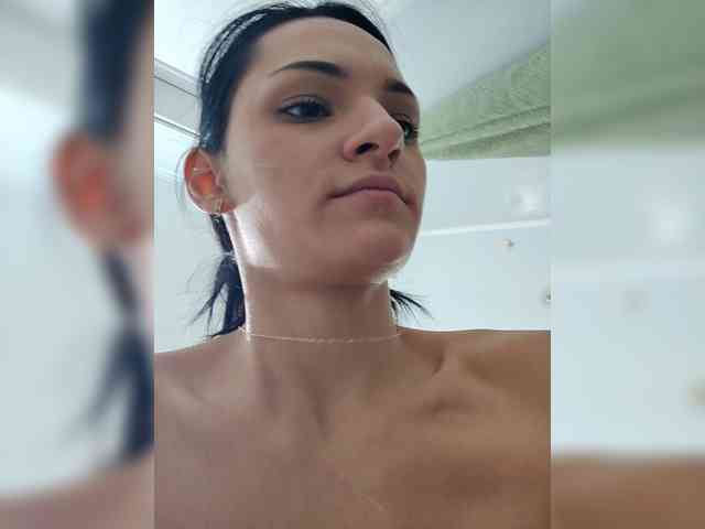 Adelina-Libby live show