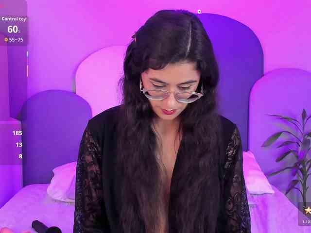 SophieGomez2 webcam