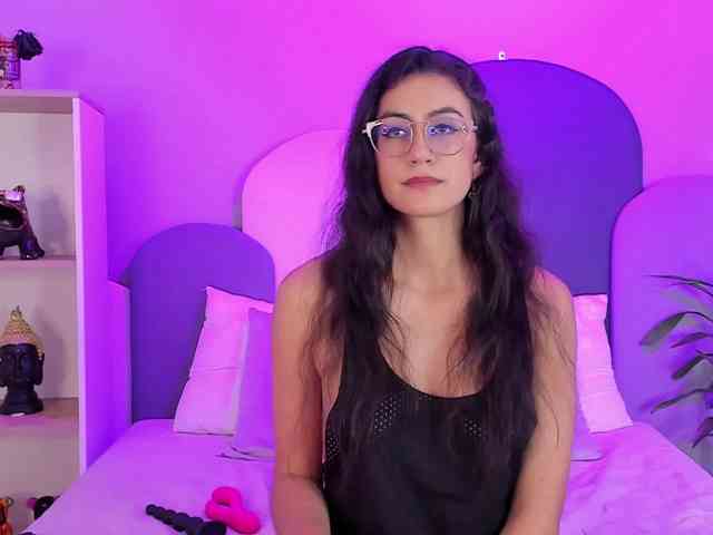 SophieGomez2 webcam