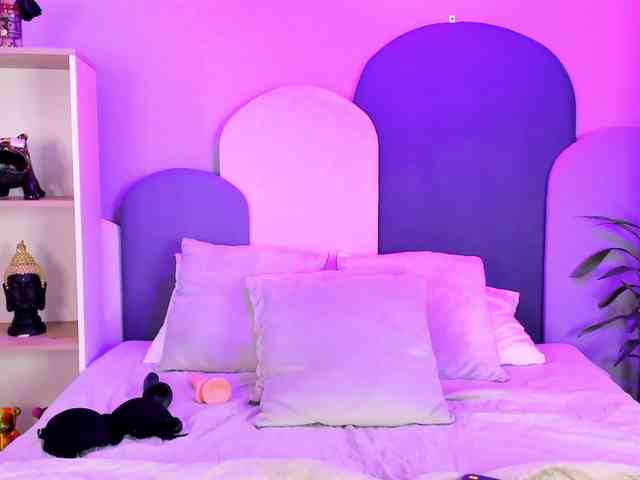 SophieGomez2 webcam