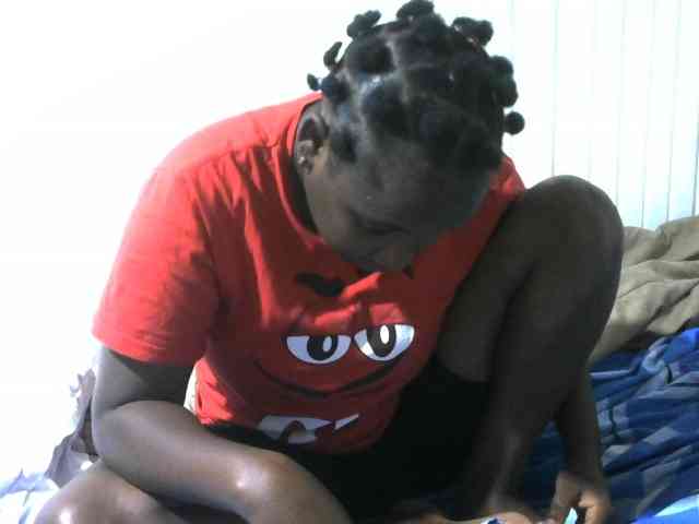 Sexyebony004 webcam