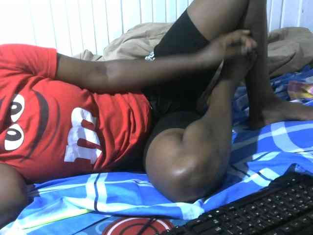 Sexyebony004 webcam
