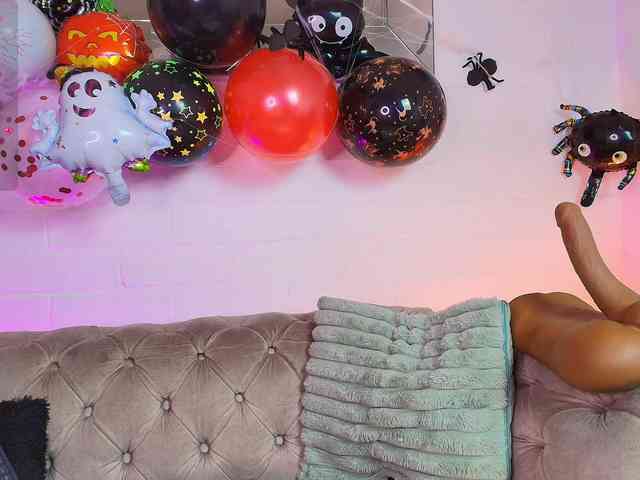 EllenaBoobs webcam
