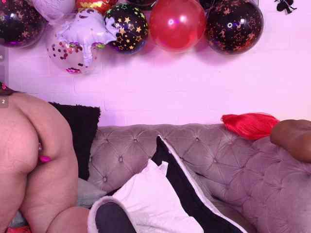 EllenaBoobs webcam