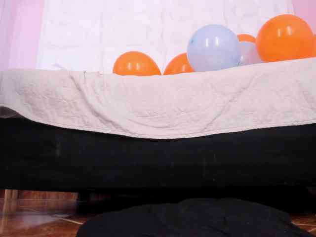 Valeriagomez webcam