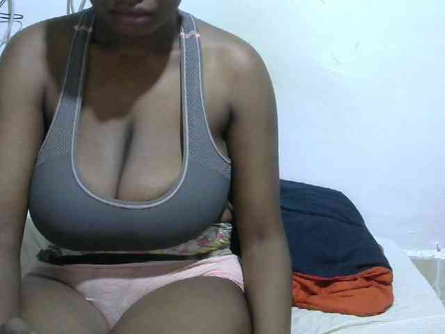 Sexypretty01 webcam