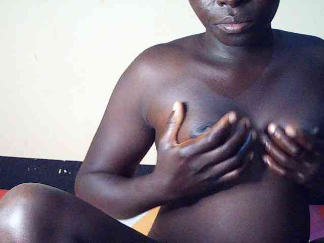 DivineAssGoddess webcam