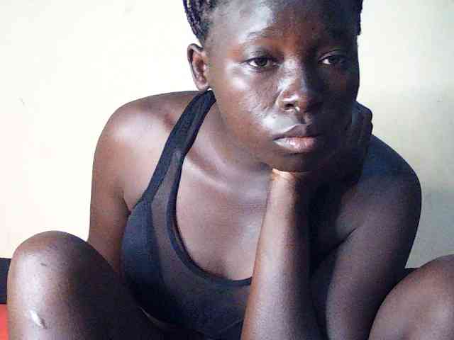 DivineAssGoddess webcam