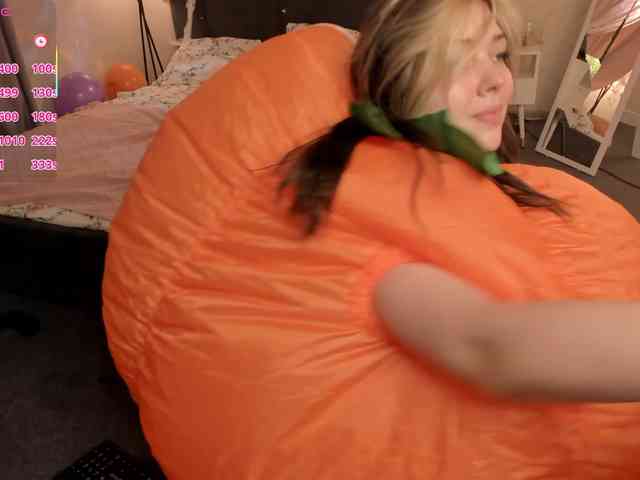 Vanessa-Walters webcam