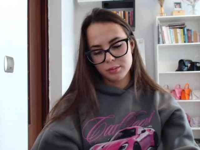 Mayaalovely webcam