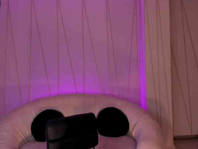 CandaseRussell webcam