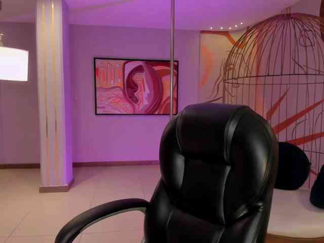 CandaseRussell webcam