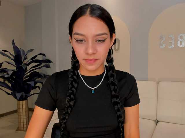 AmaliaCruss Live Cam on BongaCams