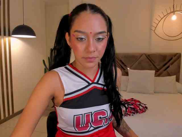 AmaliaCruss webcam