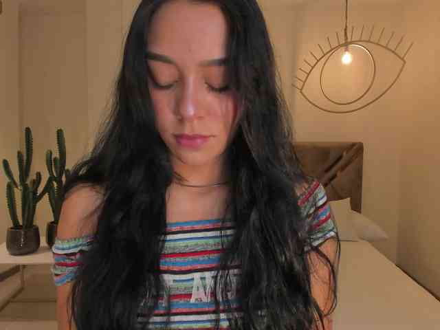 AmaliaCruss webcam