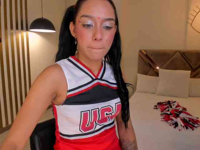 AmaliaCruss webcam