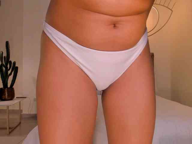 AmaliaCruss webcam