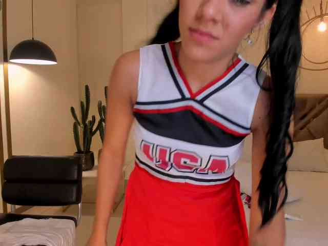 AmaliaCruss webcam