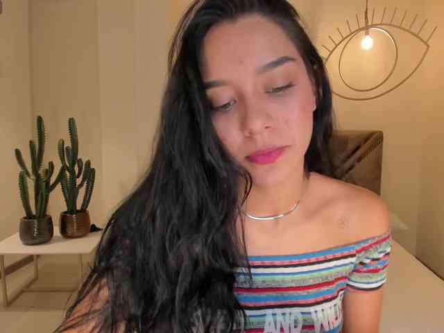 AmaliaCruss webcam