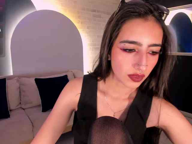 LarisaSmirnov webcam