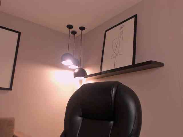 MaiaCollins1 webcam
