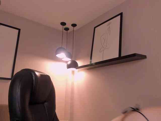 MaiaCollins1 webcam