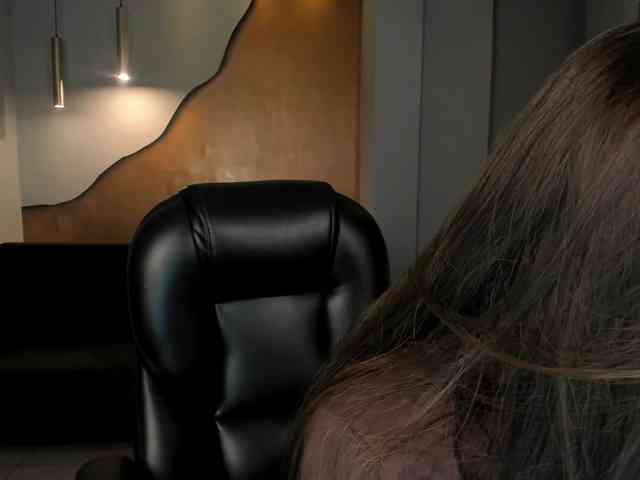 MaiaCollins1 webcam
