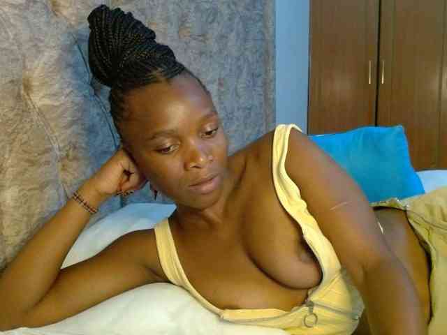 Naughty-Girl17 webcam