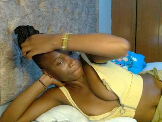 Naughty-Girl17 webcam