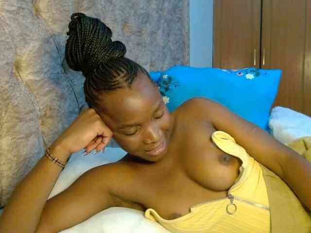 Naughty-Girl17 webcam