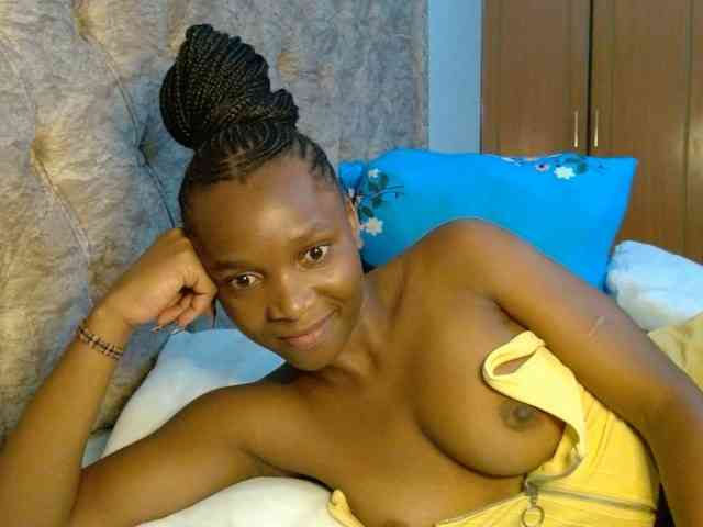 Naughty-Girl17 webcam