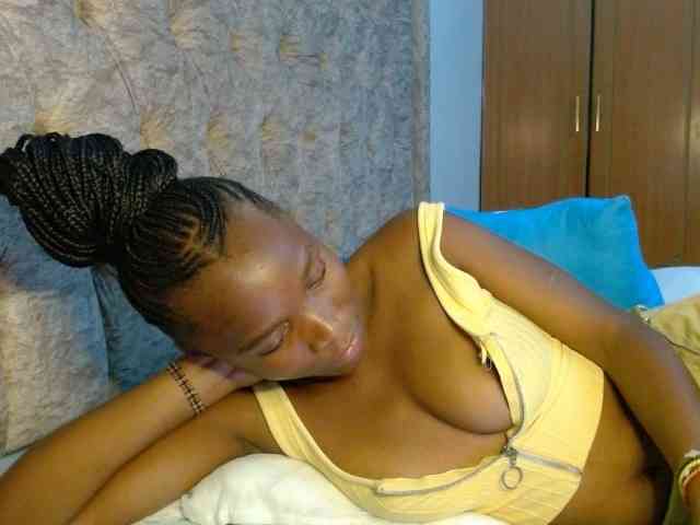 Naughty-Girl17 webcam