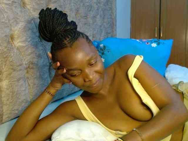 Naughty-Girl17 webcam