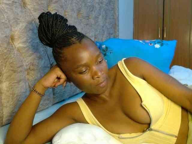 Naughty-Girl17 webcam