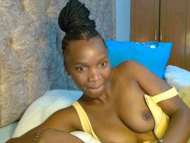 Naughty-Girl17 webcam