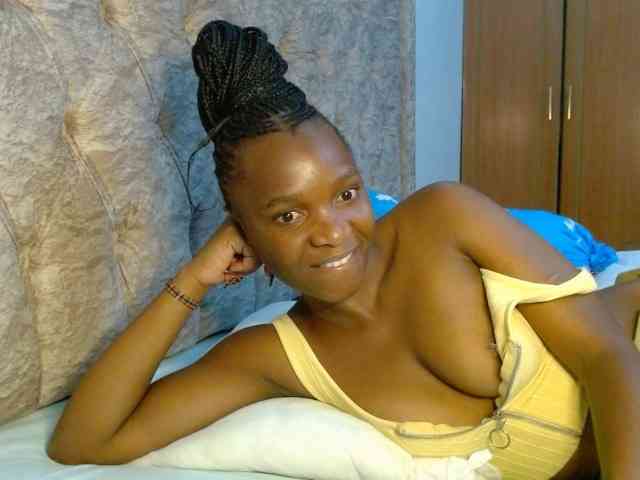 Naughty-Girl17 webcam