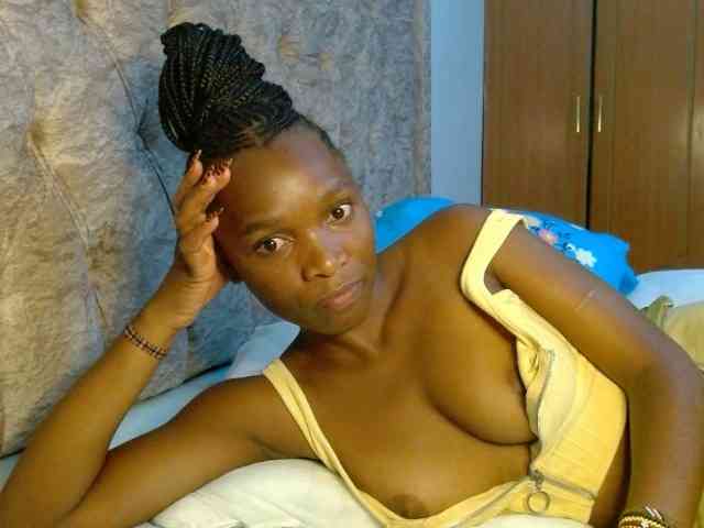 Naughty-Girl17 webcam