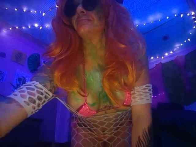 LilahLure webcam