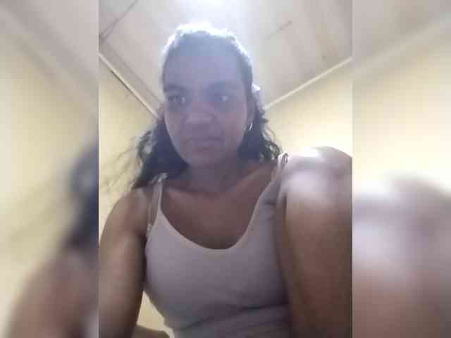 Royblackhot webcam