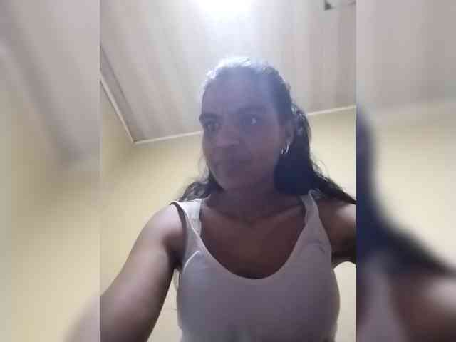 Royblackhot webcam