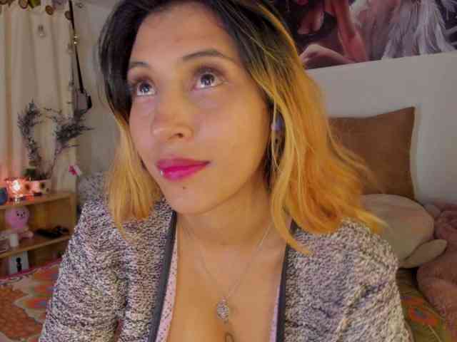 CuteWee420 webcam