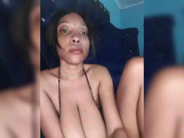 Hennesy-Camila webcam