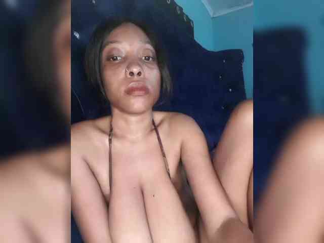 Hennesy-Camila webcam